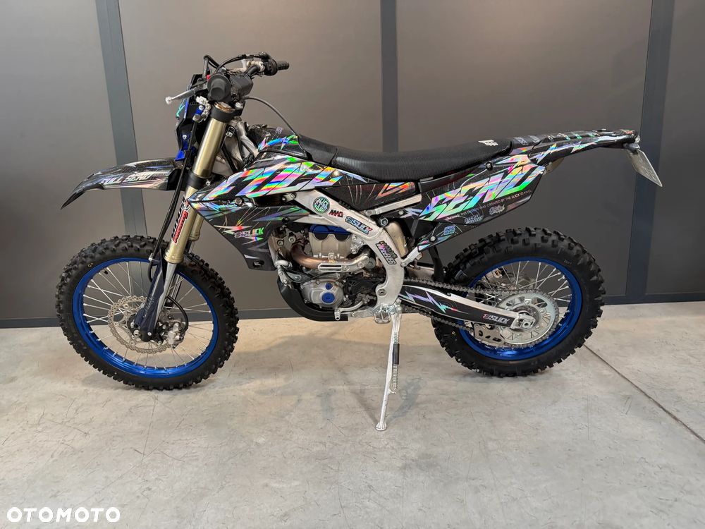 Yamaha WR - 6