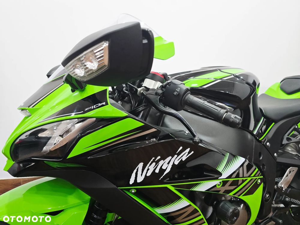 Kawasaki ZXR - 16