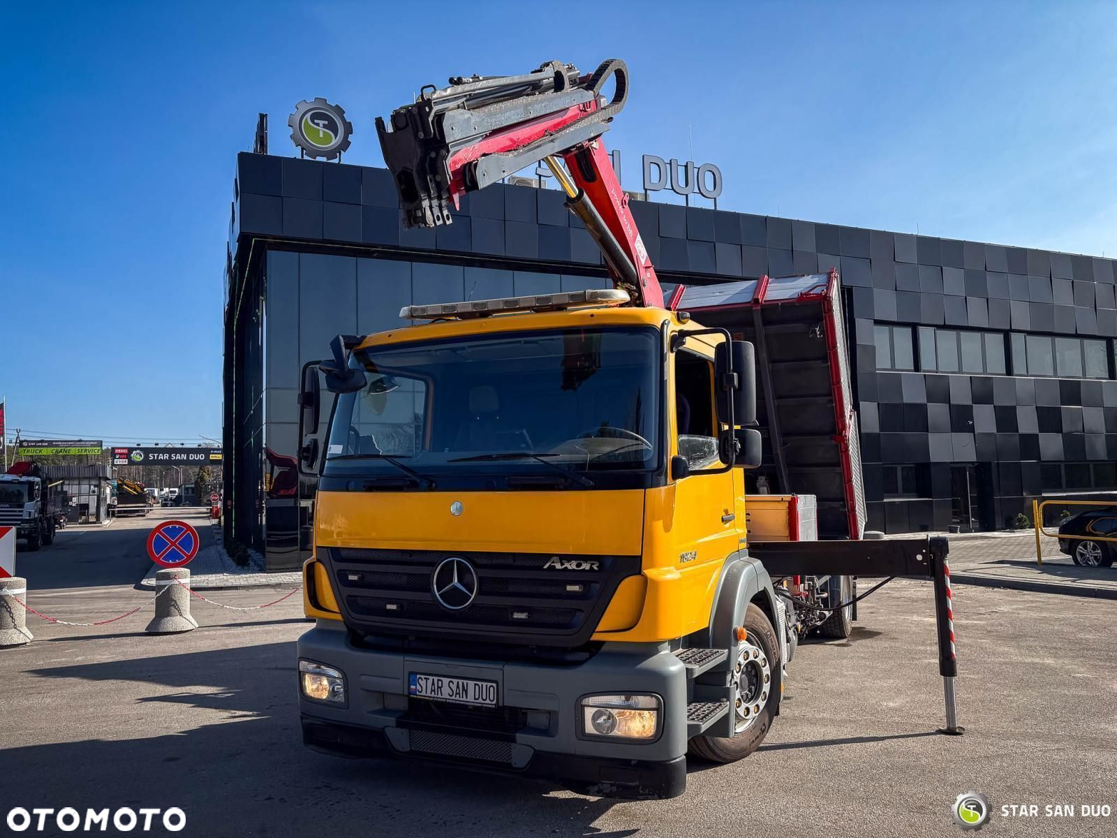 Mercedes-Benz AXOR 1824 4x2 HMF 975 HDS Żuraw Wywrotka Rotator - 8