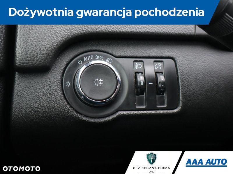 Opel Insignia - 20