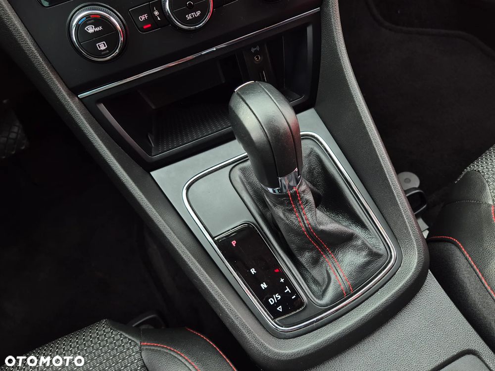 Seat Leon 1.4 EcoTSI FR Black S&S DSG - 25
