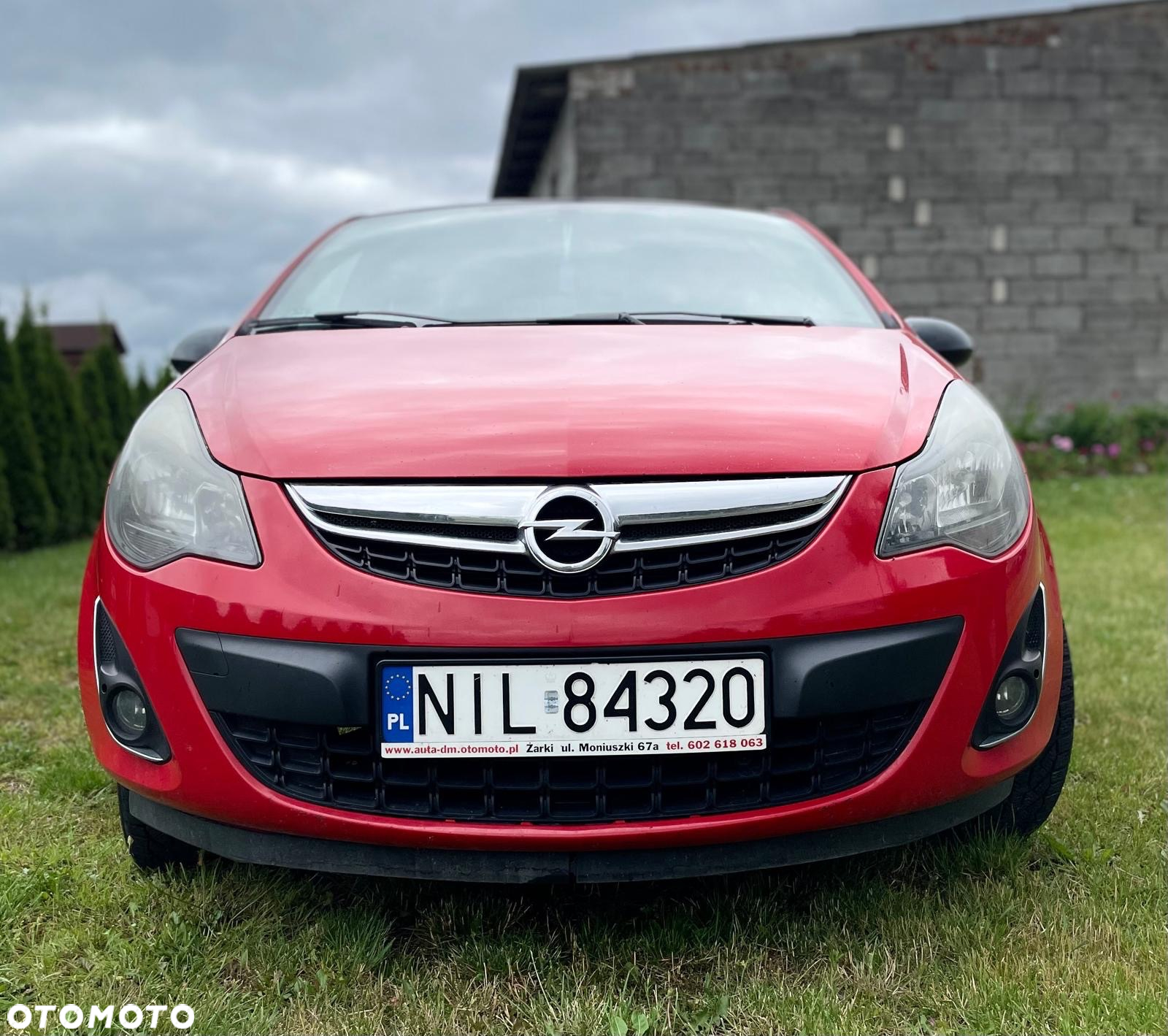 Opel Corsa 1.4 16V Cosmo - 8