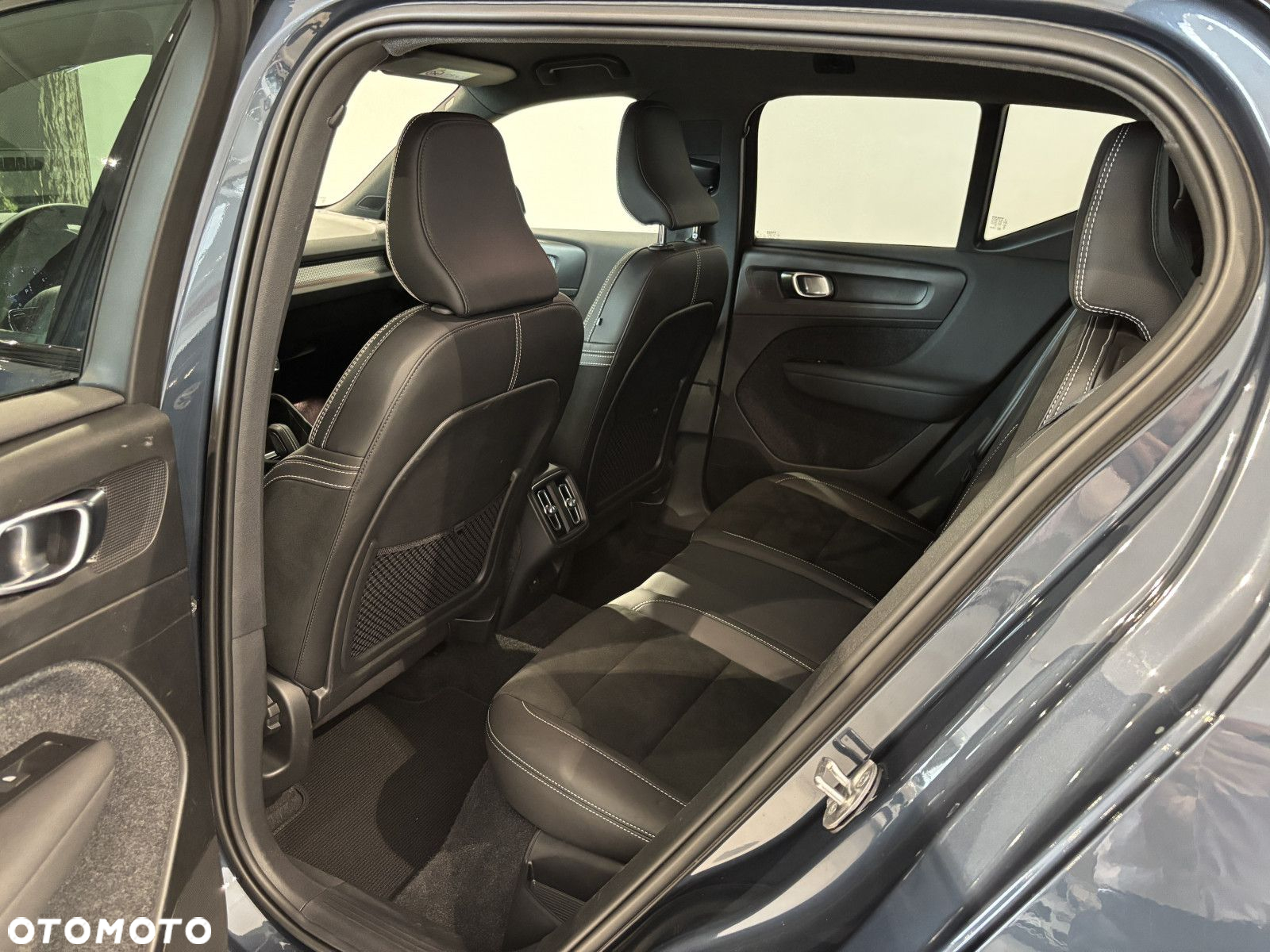 Volvo XC 40 - 24