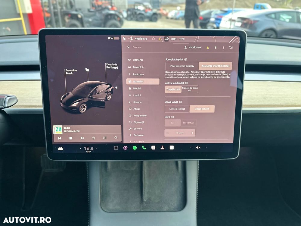 Tesla Model 3 Langstreckenbatterie Allradantrieb Dual Motor - 27