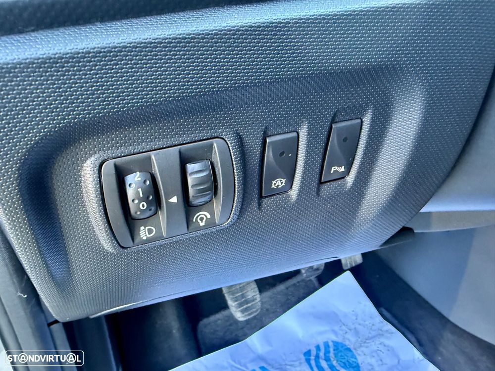 Renault Captur 1.5 dCi - 12