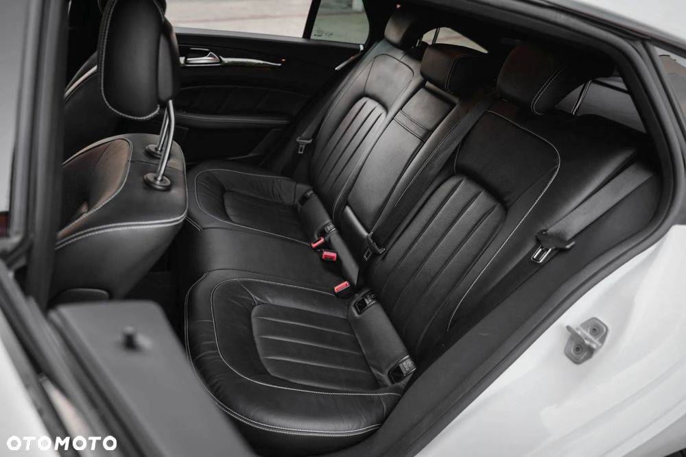 Mercedes-Benz CLS 350 BlueTEC 4-Matic - 14