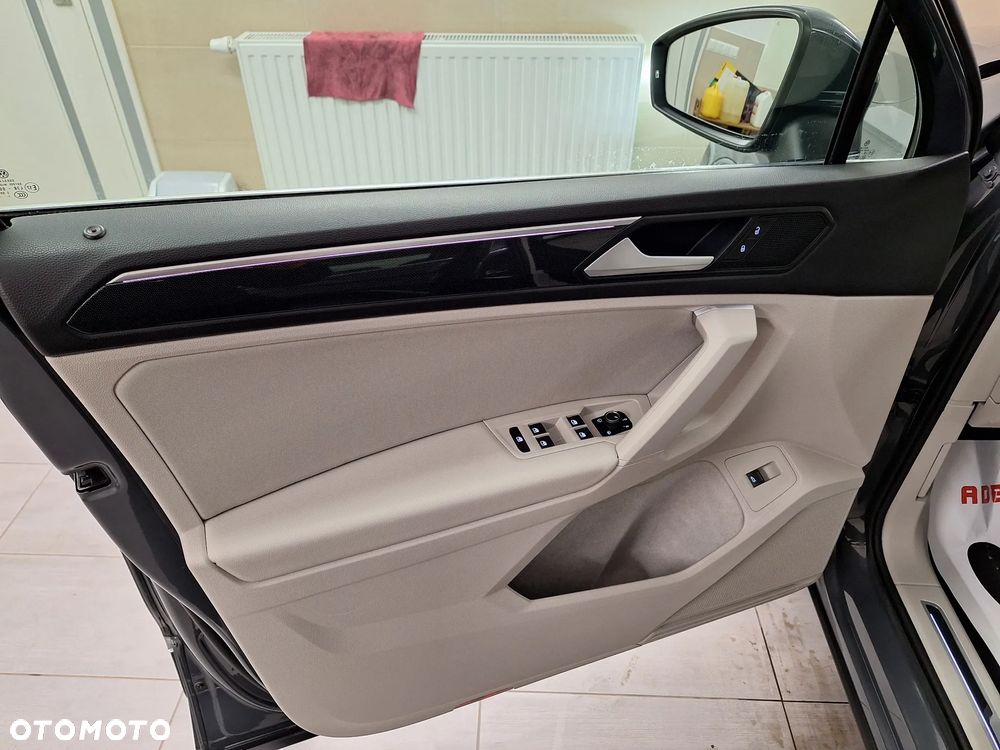 Volkswagen Tiguan 2.0 TDI SCR 4MotION DSG Elegance - 20