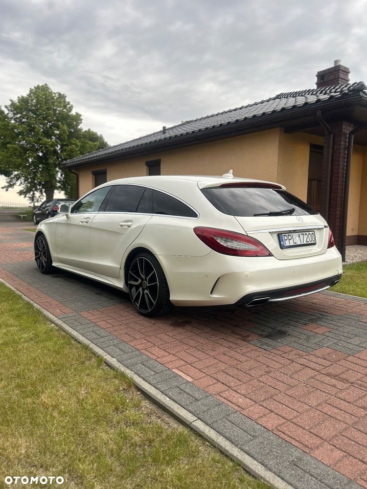 Mercedes-Benz CLS - 11