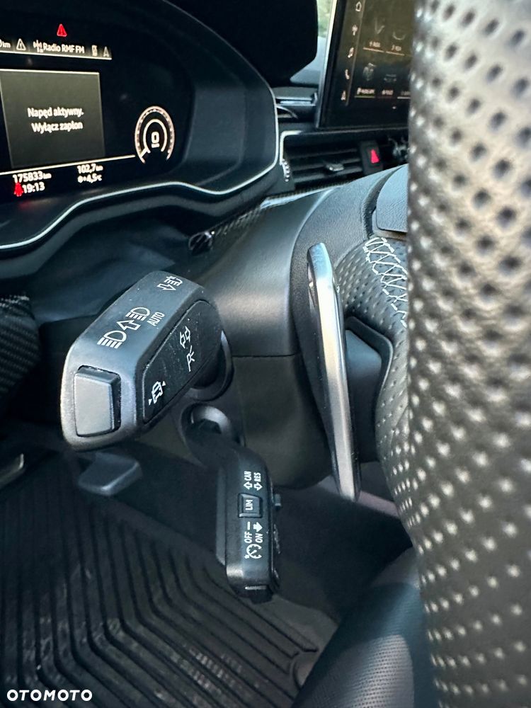 Audi RS4 Limousine - 9