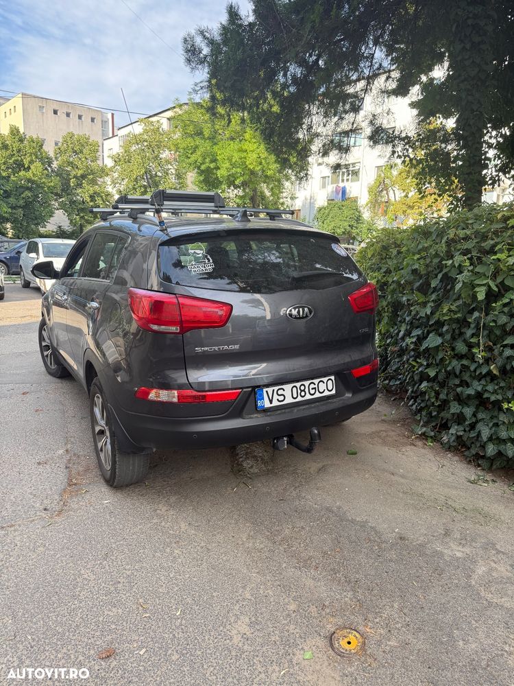 Kia Sportage 2.0 DSL HP 6AT 4x4 Style - 4