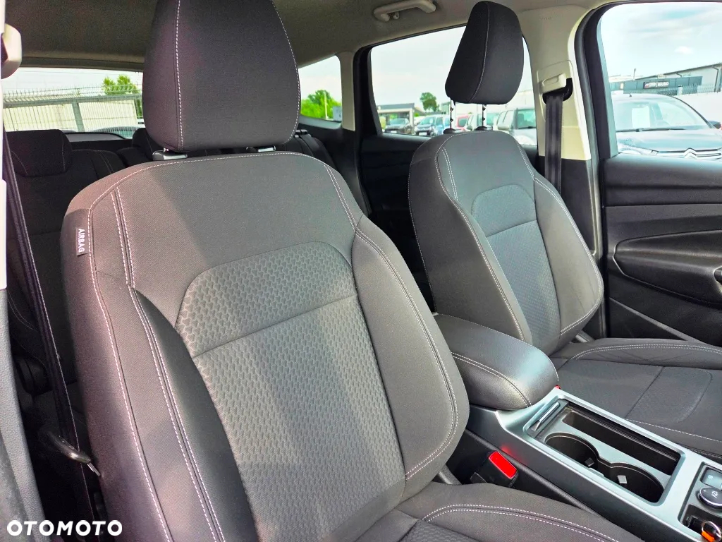 Ford Kuga 2.0 TDCi 2x4 Business Edition - 29