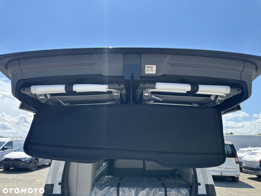 Volkswagen California - 34