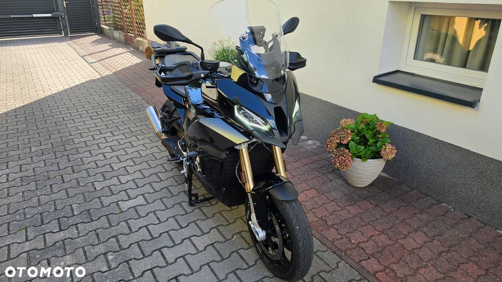 BMW XR - 20