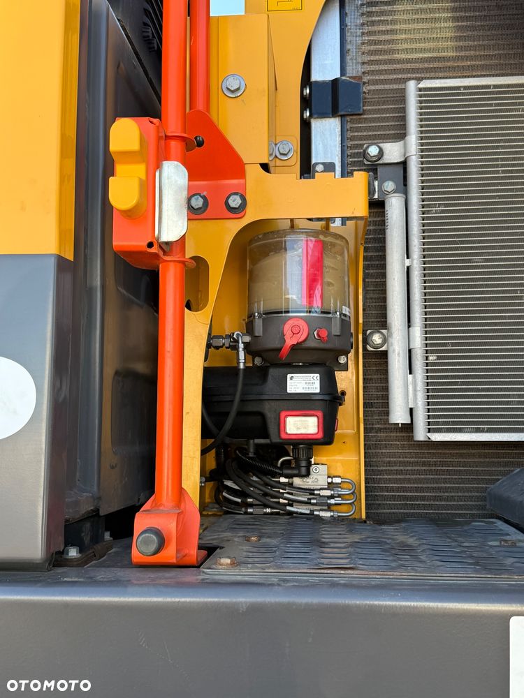 Volvo EWR150E - 8