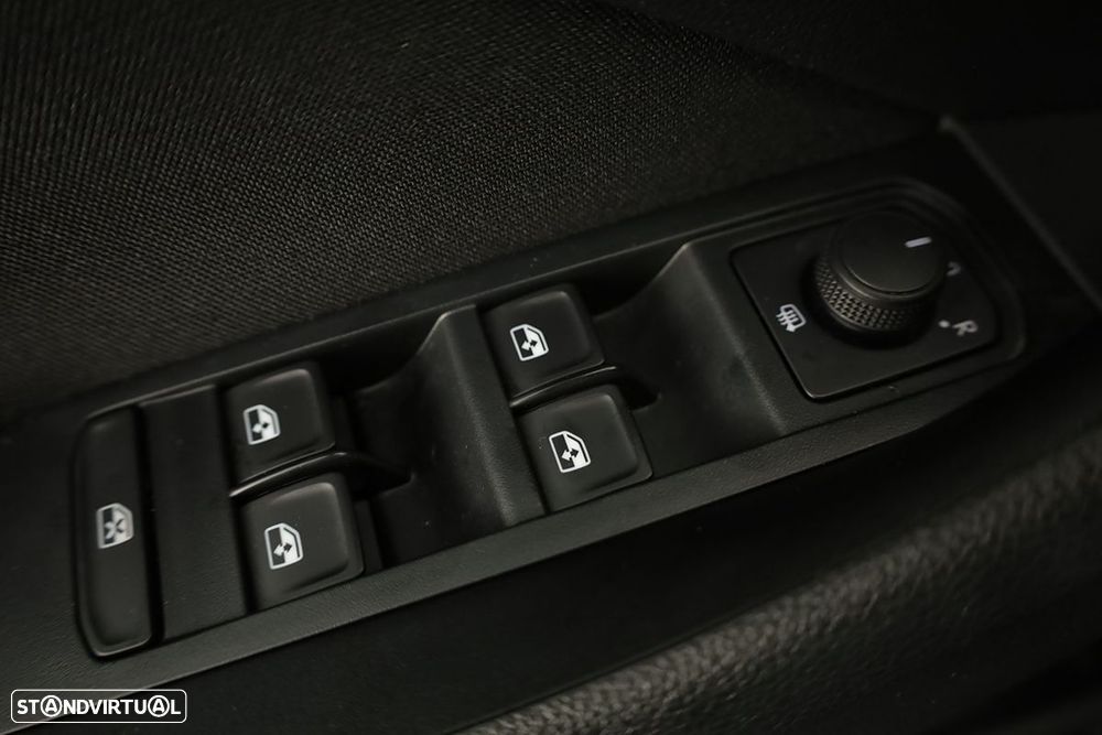 Skoda Kamiq 1.0 TSI Selection DSG - 19