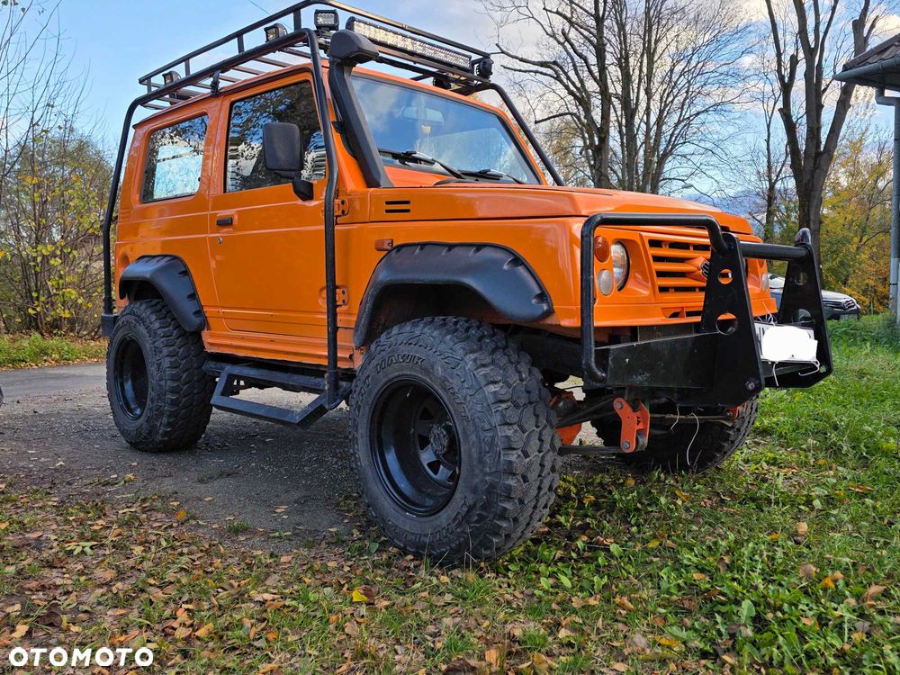 Suzuki Samurai - 3