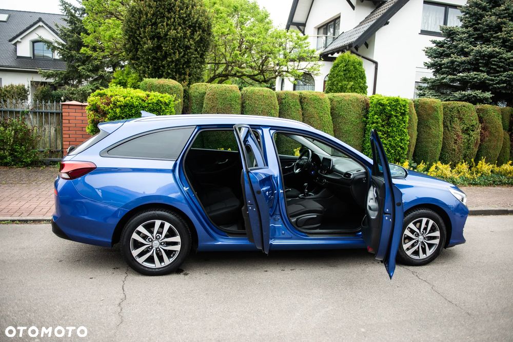 Hyundai i30 i30cw 1.4 Advantage - 8