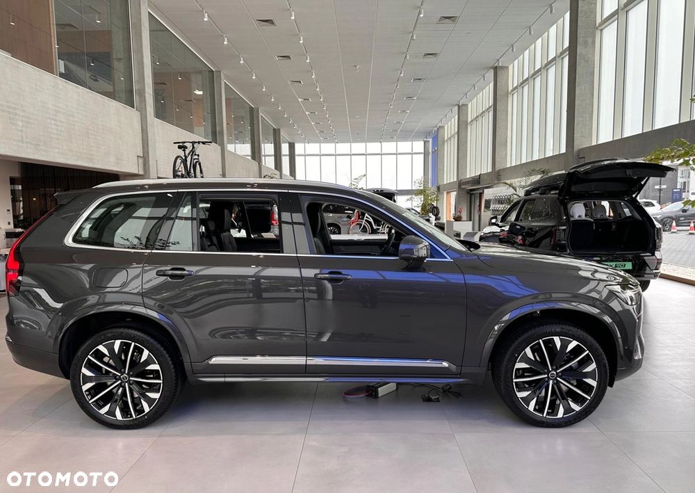 Volvo XC 90 B5 B AWD Plus Bright - 4
