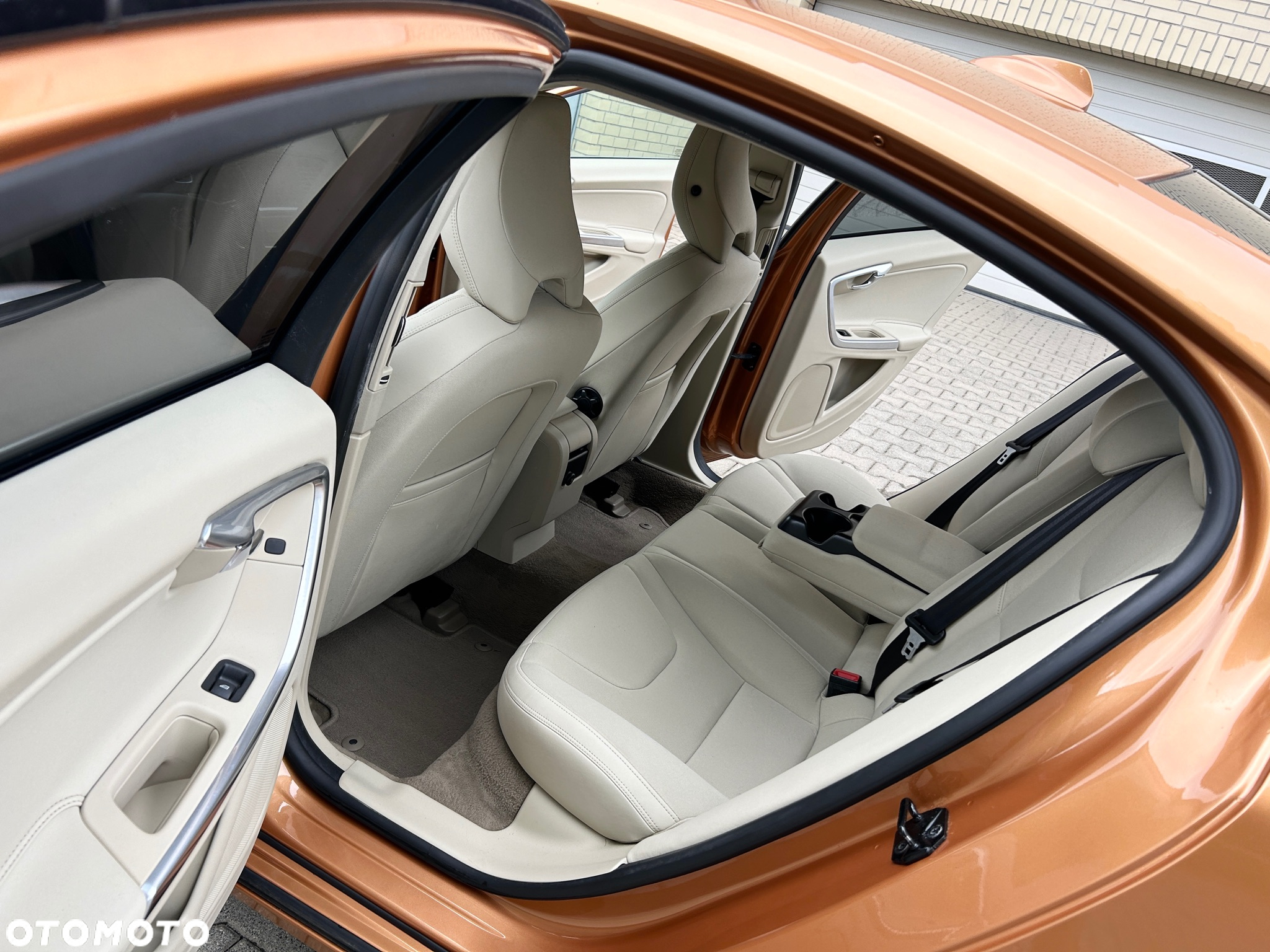 Volvo S60 - 17