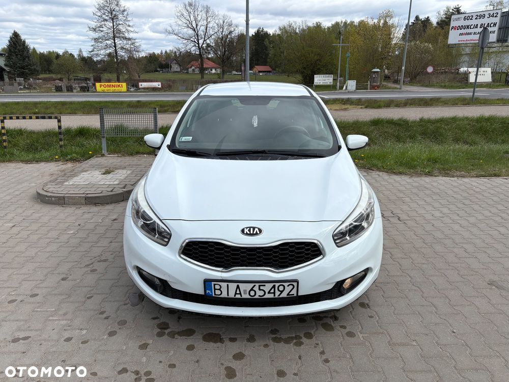 Kia Ceed - 3