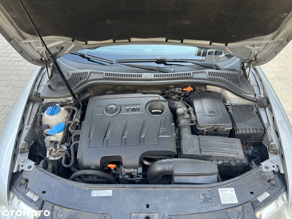 Skoda Superb 1.6 TDI Elegance Greenline - 17
