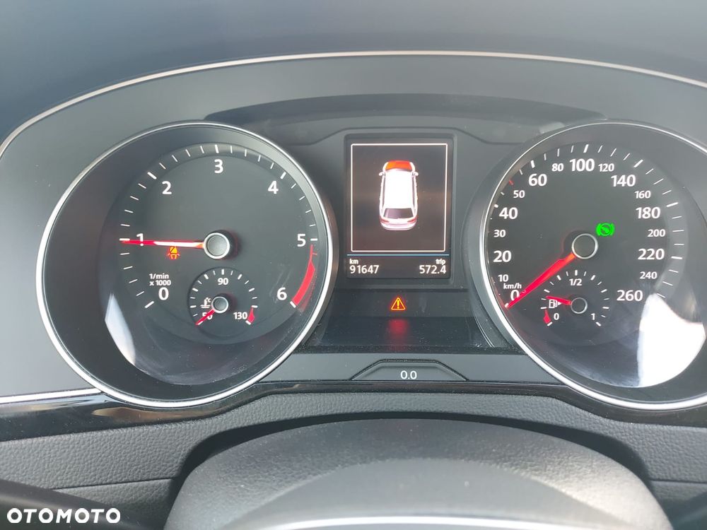 Volkswagen Passat 2.0 TDI SCR DSG Business - 15