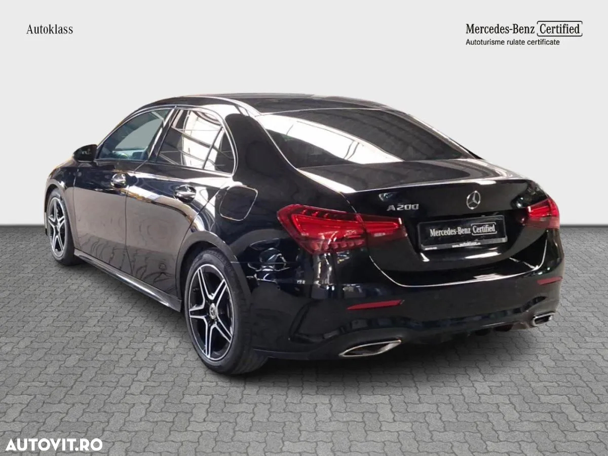 Mercedes-Benz A 200 MHEV 7G-DCT Sedan - 4