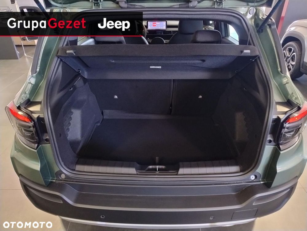 Jeep Avenger - 10