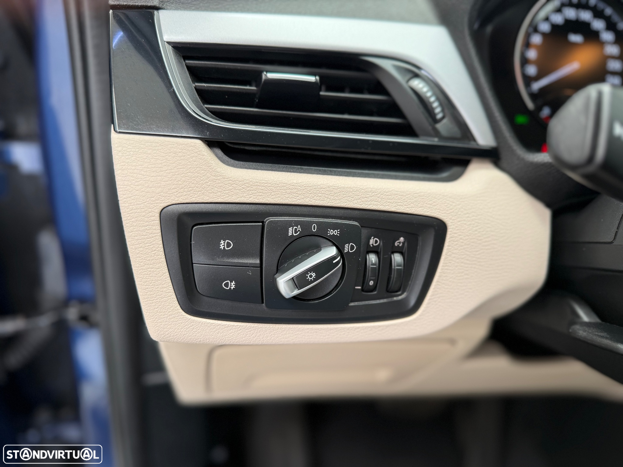 BMW X1 25 e xDrive xLine - 16