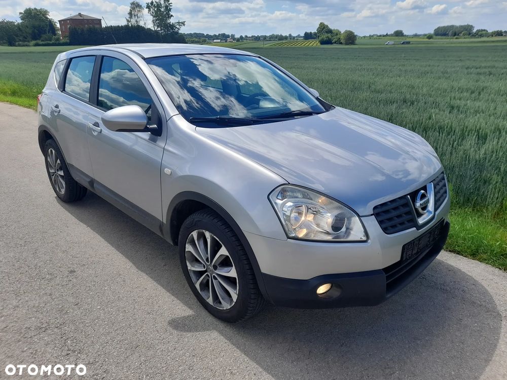 Nissan Qashqai - 1