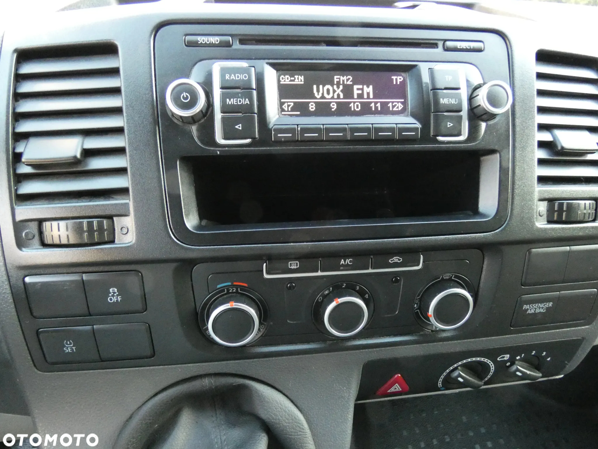 Volkswagen Transporter - 30