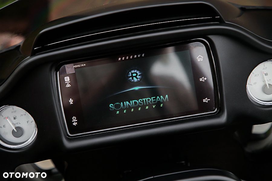 Harley-Davidson Touring Road Glide - 17