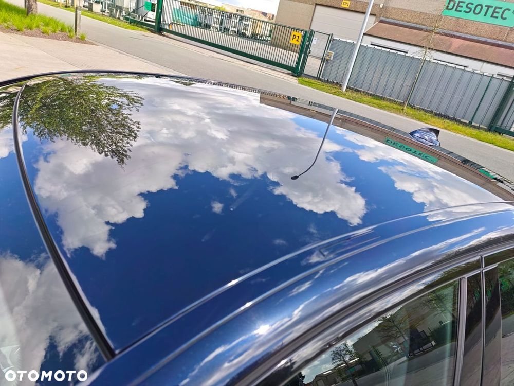 BMW Seria 5 520d xDrive Sport Line - 9