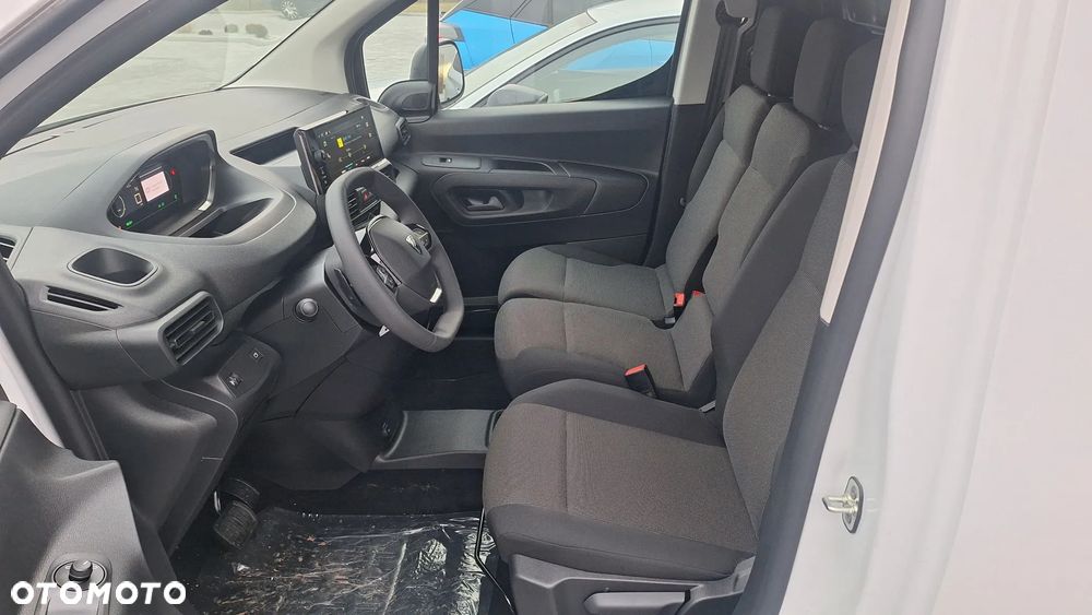 Peugeot Partner Furgon Standard 800kg EV 136 KM. zasięg 330 km (akumulator 50 kWh) - 13