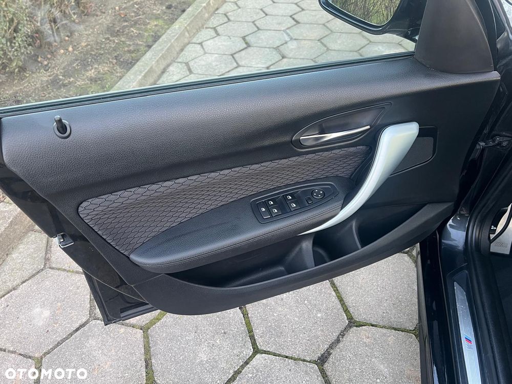 BMW Seria 1 120d xDrive BluePerformance - 12