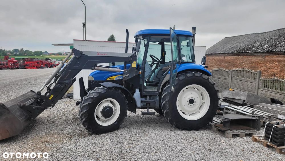 New Holland TD80D - 8