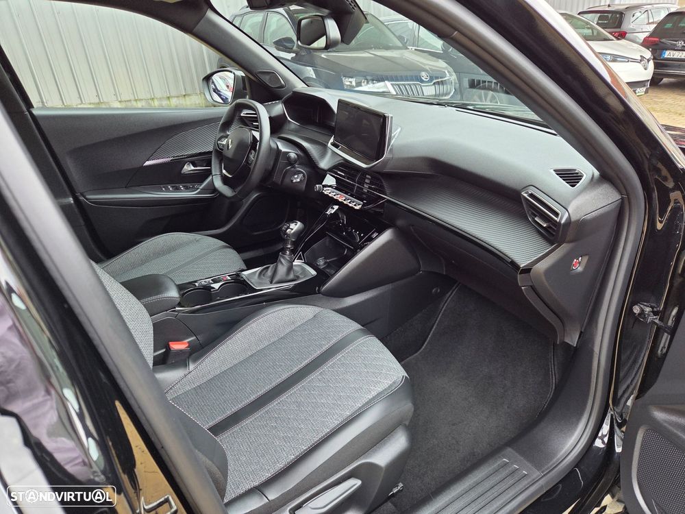 Peugeot 2008 1.2 Allure - 10