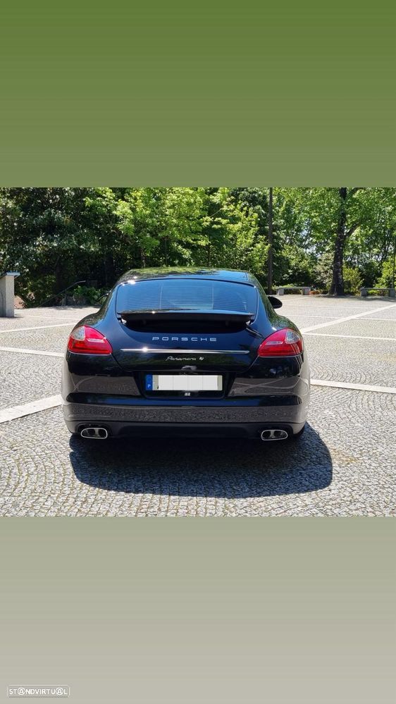 Porsche Panamera Platinum Edition - 4