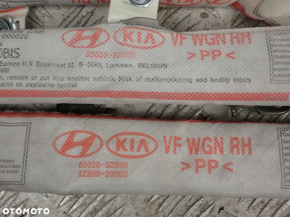 KURTYNA BOCZNA- PEUGEOT 308 T9, OPEL MOKKA, MERCEDES W176, SUZUKI SWIFT MK4, HYUNDAI I40, HYUNDAI IX35,ROVER VOGUE L405, AUDI A4 B8 AVANT, AUDI A4 B8, AUDI A4 B8 SEDAN, MERCEDES W163 ML, PEUGEOT 208 II, VW GOLF VII, AUDI A6 C6, AUDI A6 C7 KOMBI, AUDI A6 C7 SEDAN - 19
