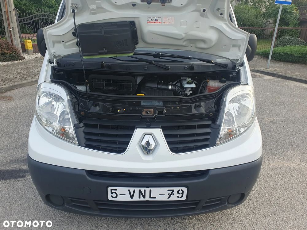Renault TRAFIC - 22