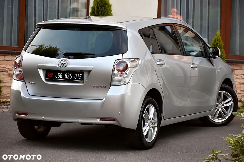 Toyota Verso 1.8 5-Sitzer Executive - 3