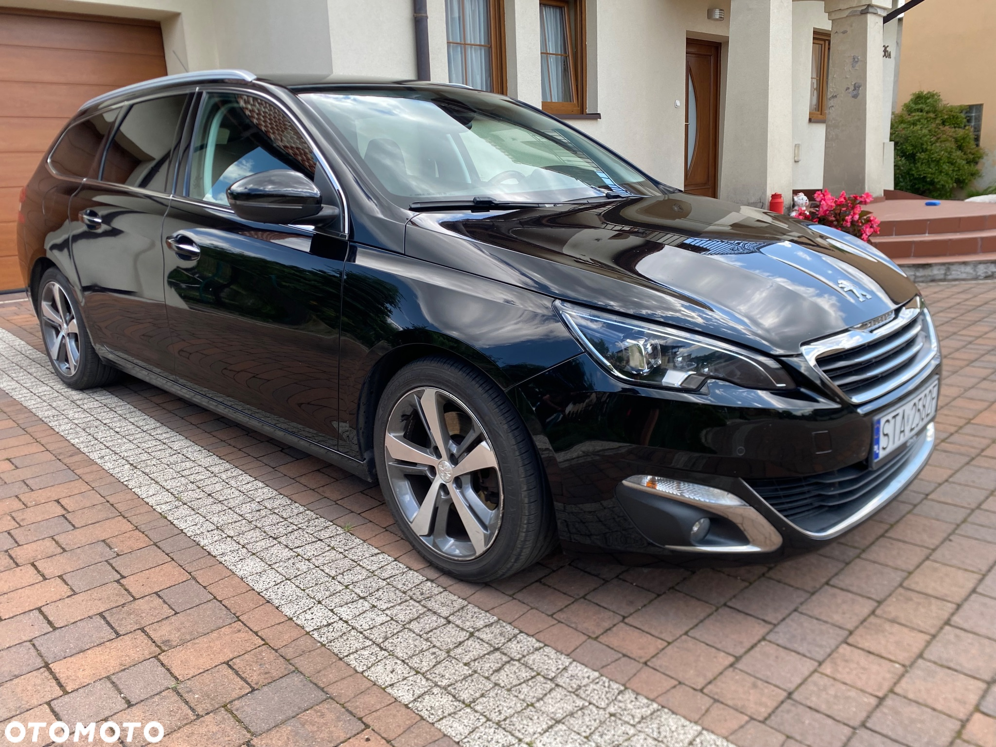 Peugeot 308 SW 2.0 Blue HDi Allure S&S - 2