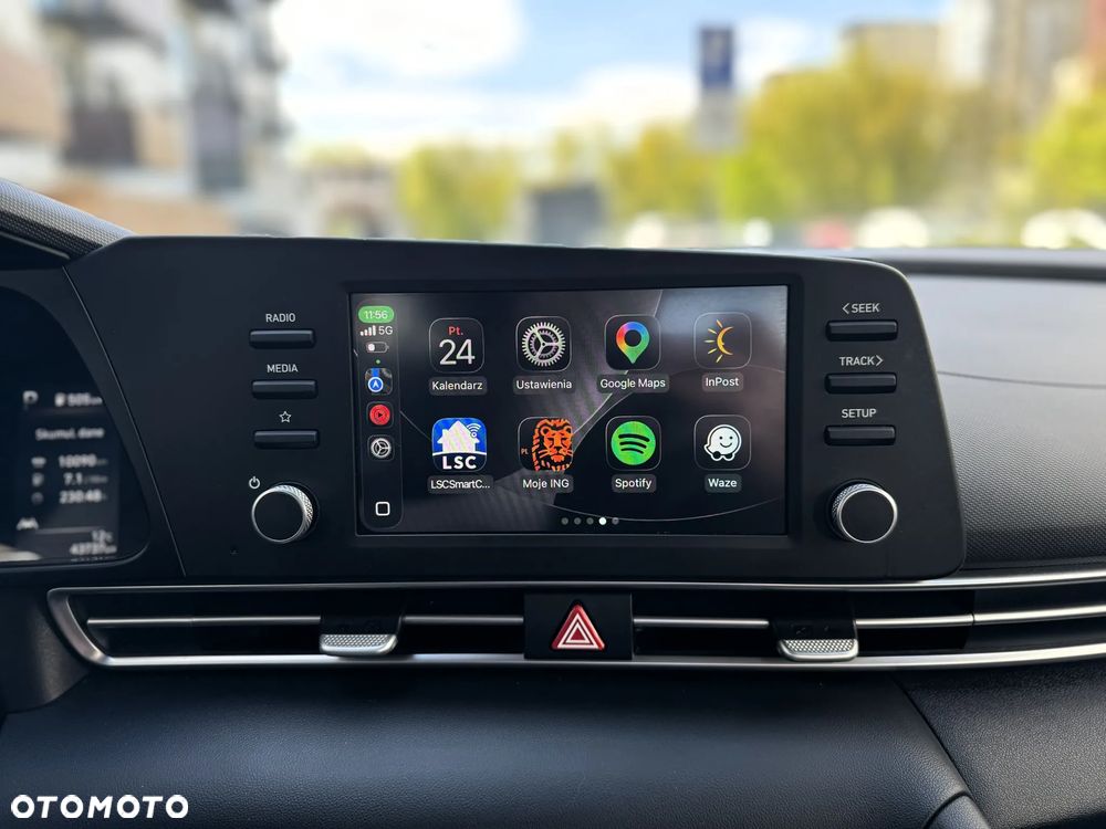 Hyundai Elantra 1.6 Smart CVT - 22