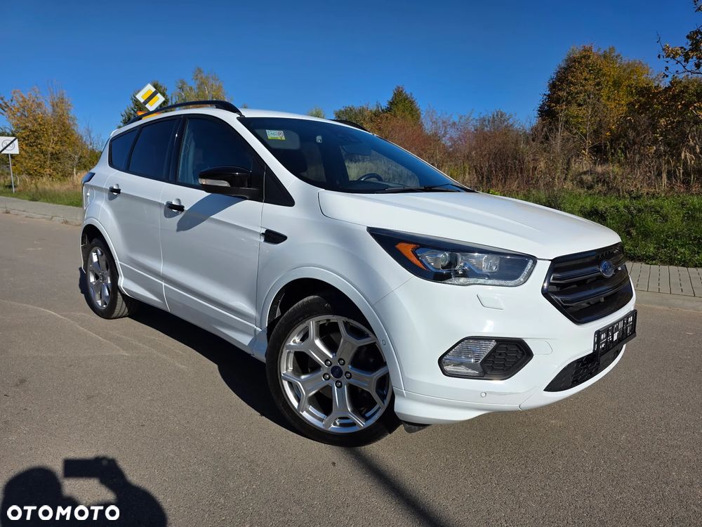 Ford Kuga 2.0 TDCi 4x4 ST-Line - 13