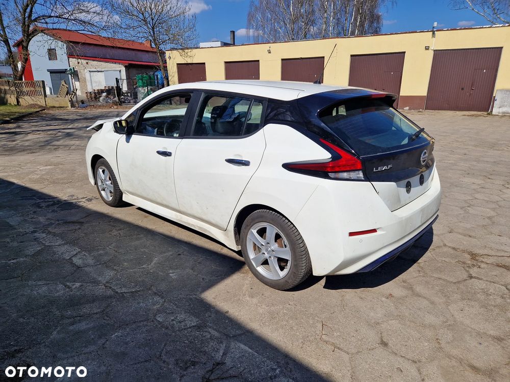 Nissan Leaf 40 kWh Tekna - 6