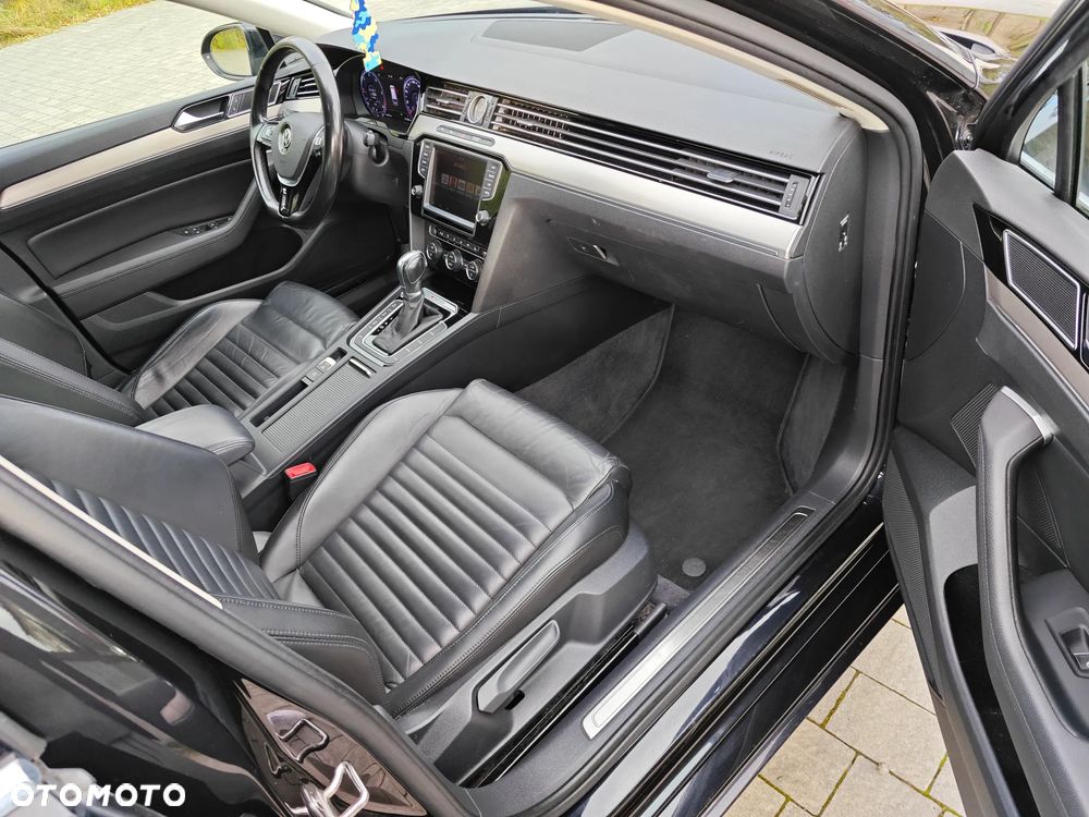 Volkswagen Passat 2.0 TDI Bi-Turbo BMT 4Mot Highline DSG - 15
