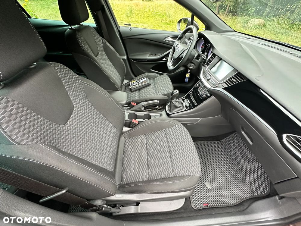 Opel Astra 1.4 T Dynamic - 27