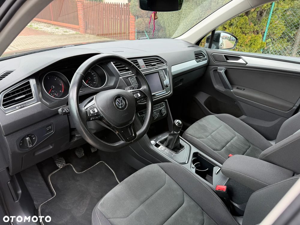 Volkswagen Tiguan - 6