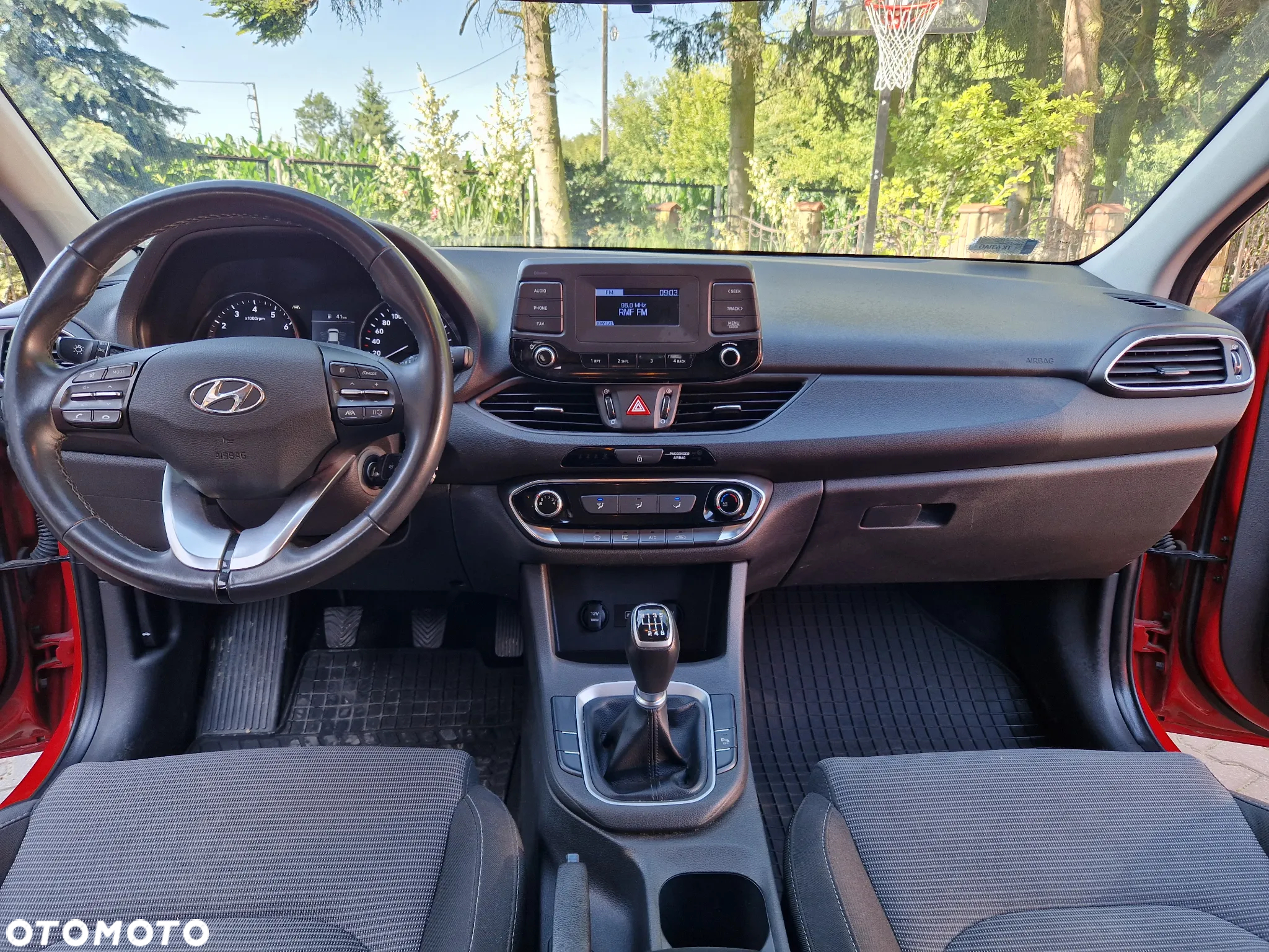 Hyundai i30 1.5 DPI Classic + - 18