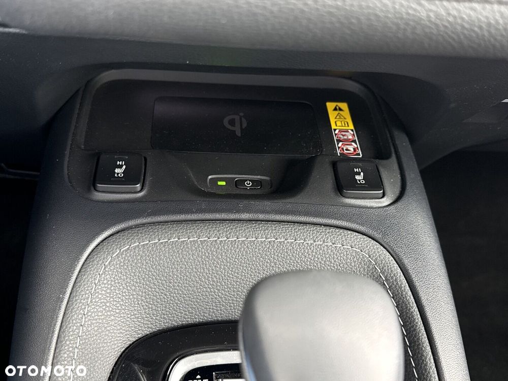 Toyota Corolla 2.0 Hybrid Style - 23